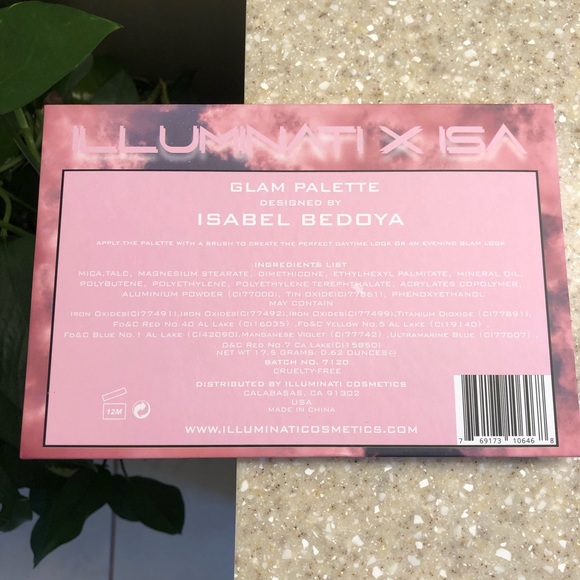 Illuminati Cosmetics Isa Glam Eyeshadow Palette - Picture 5 of 10